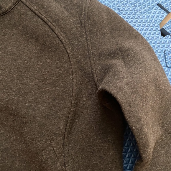 Lululemon zip up jacket - Picture 3 of 9